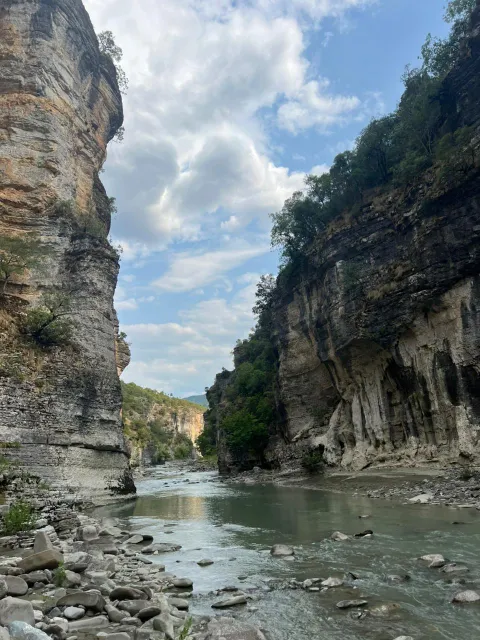 Osum Canyon cliffs